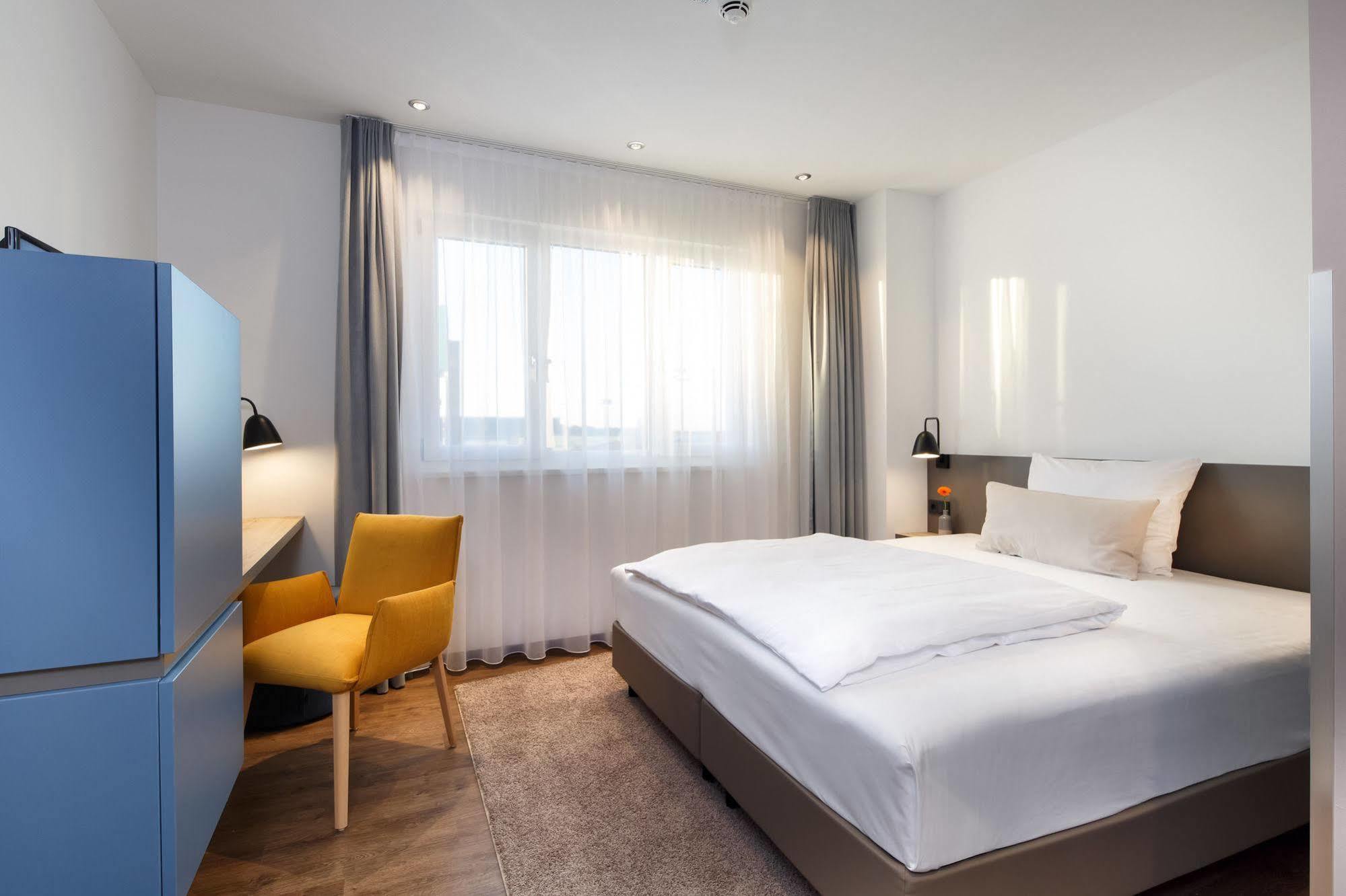 Homey! Hotel Regensburg Exteriör bild