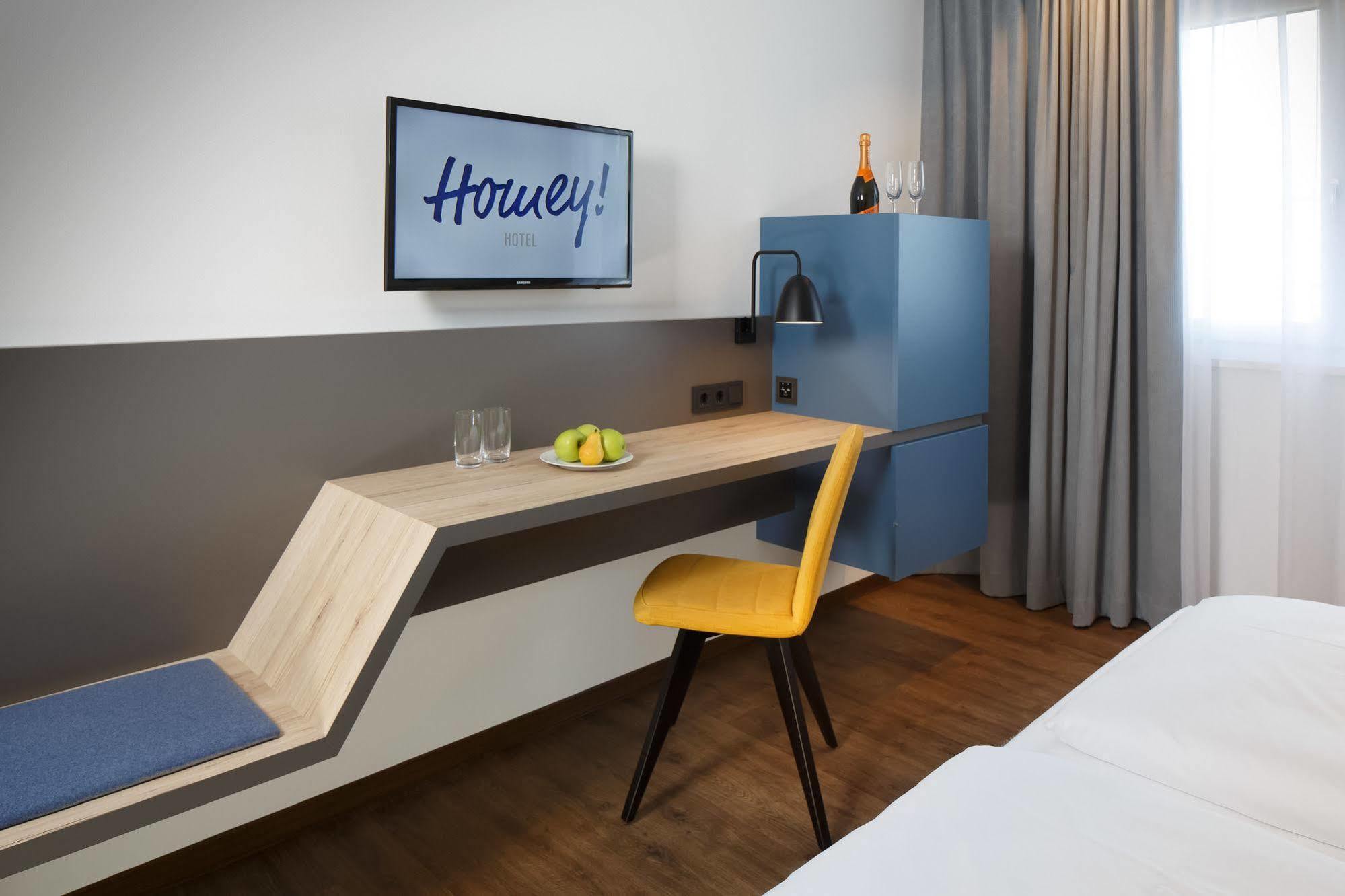 Homey! Hotel Regensburg Exteriör bild